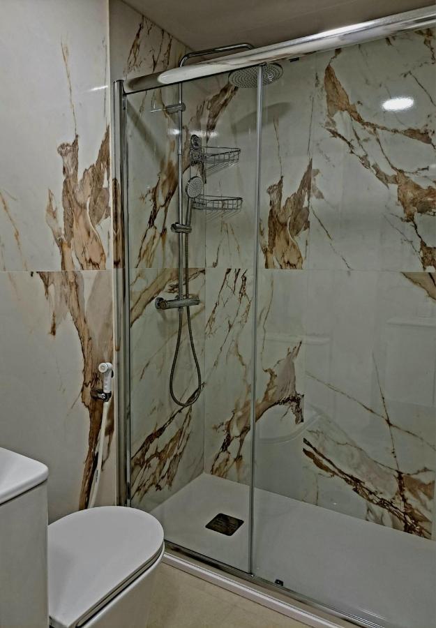 Ferienwohnung Comfortable Studio With Sea View Benidorm Exterior foto